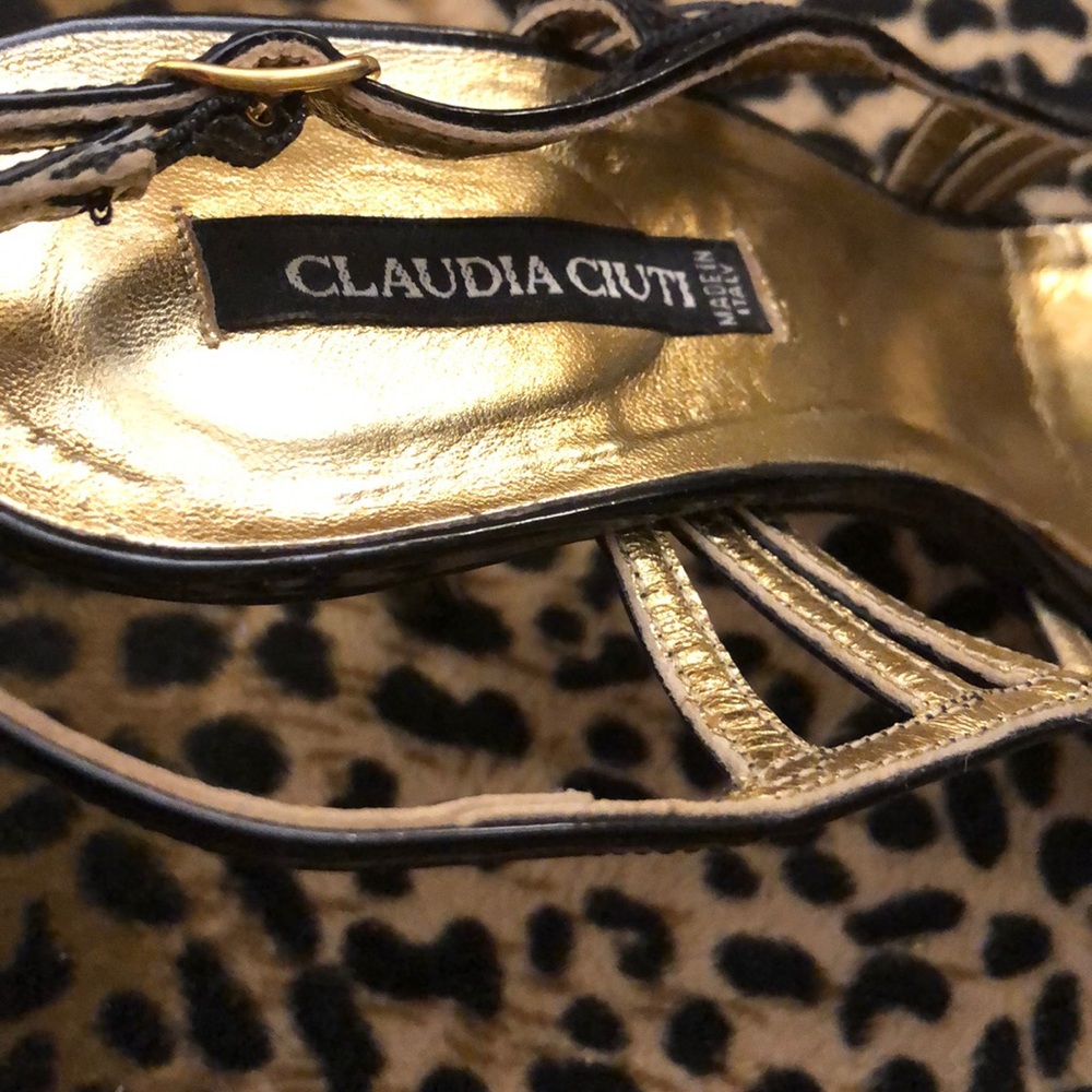 Sandal - Picture 3 of 4